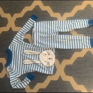 Hanna Andersson Easter PJs size 3